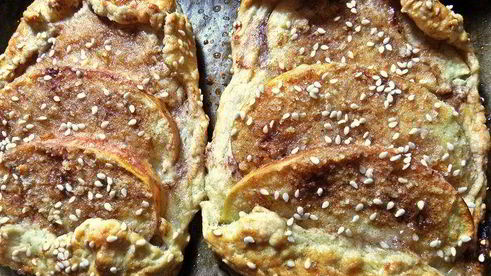 слойки с картошкой и лососем