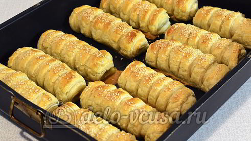 слойки с мясом