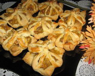 Слойки с тыквой и грецким орехом