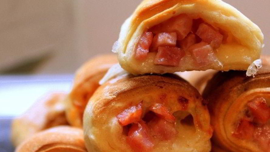 Рецепт слоек с ветчиной и моцареллой