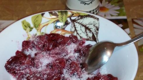 слойки вишенка из готового теста