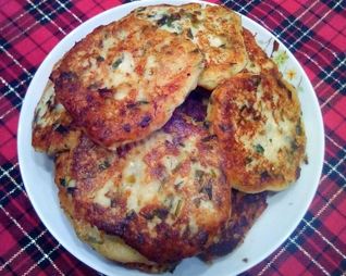 Чесночные сырники с перчинкой