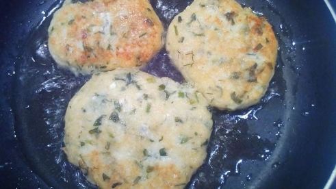 чесночные сырники с перчинкой