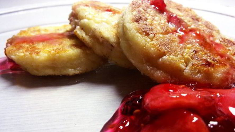 Рецепт ванильных сырников с хурмой