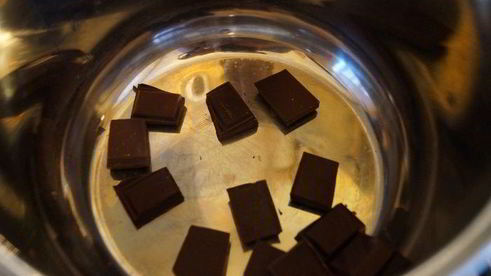 ванильные сырники с шоколадным соусом