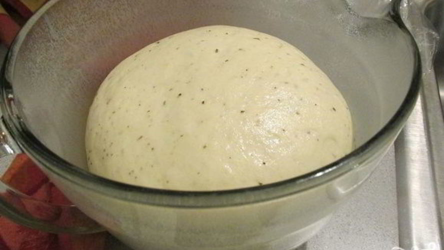 Рецепт быстрого теста на пиццу