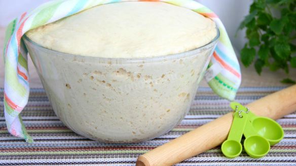 Рецепт Пышного теста для пирожков на опаре в духовке универсальное