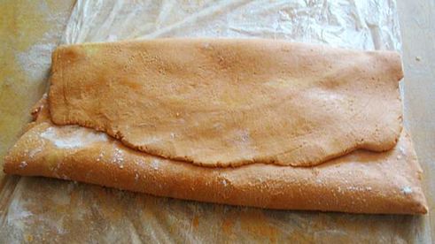 томатное слоеное тесто