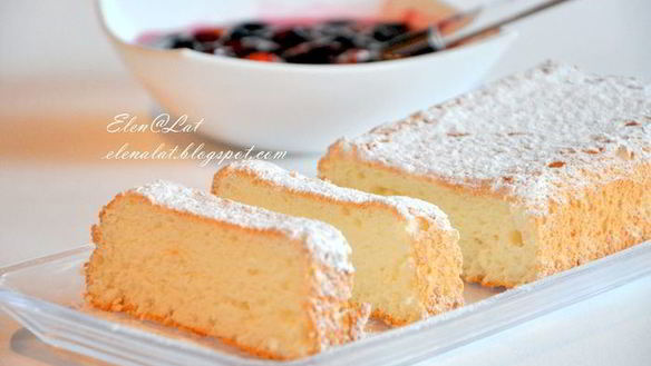 Рецепт Бисквита на белках Пища Ангелов с ягодным соусом