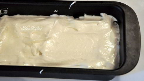 бисквит на белках пища ангелов с ягодным соусом