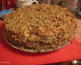 Морковно-имбирный торт