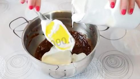 муссовый торт три шоколада на сливках