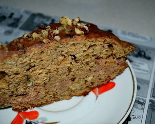 Яблочно-ореховый торт с шоколадно-сметанным кремом