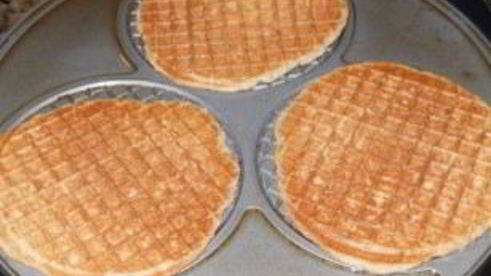 голландские вафли с карамелью