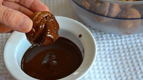 шоколадные профитроли