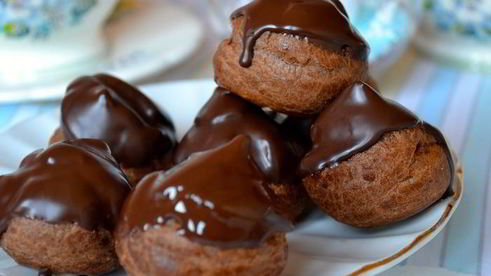 шоколадные профитроли