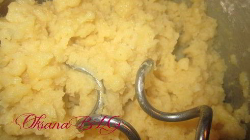 заварное пирожное с заварным кремом на белом шоколаде