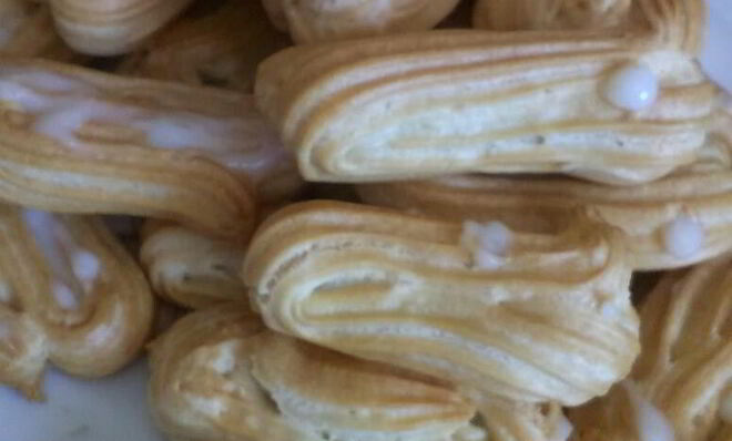 Заварное тесто для эклеров