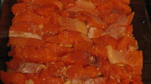 деликатная запеканка из форели и картофеля