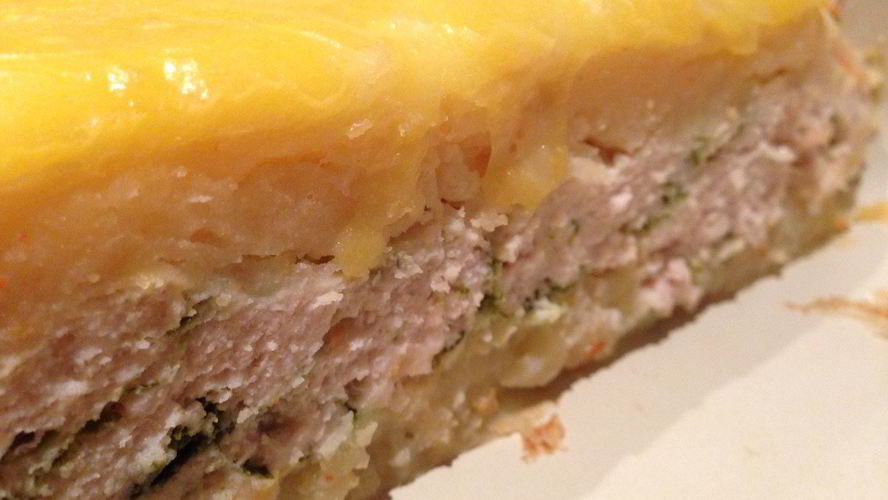 Рецепт картофельной запеканки с начинкой из куриного филе и шпината