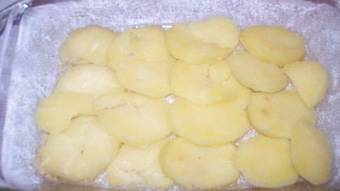 немецкая овощная запеканка с сардельками