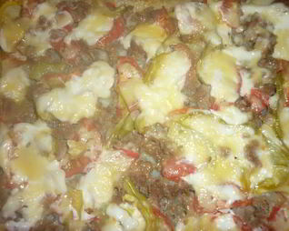 Овощная слоеная запеканка с мясом и сыром