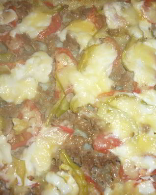 Овощная слоеная запеканка с мясом и сыром