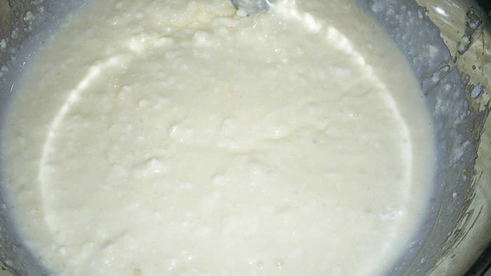 творожно-манная запеканка с маком и изюмом