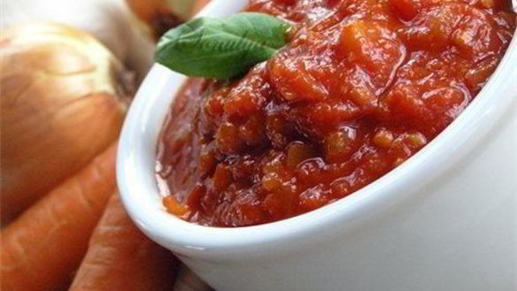 Рецепт Аджики с яблоками на зиму