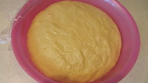 булочки-узелки с джемом