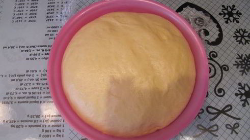 булочки-узелки с джемом