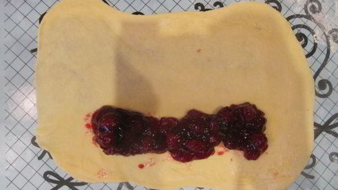 булочки-узелки с джемом