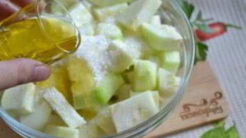 кабачки в чесночном соусе на зиму