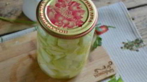 кабачки в чесночном соусе на зиму