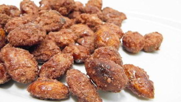 Рецепт Хрустящих орехов в кокосовой стружке и карри