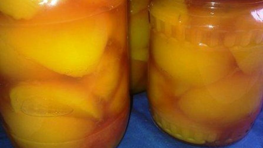 Рецепт компота из персиков в сливовой заливке