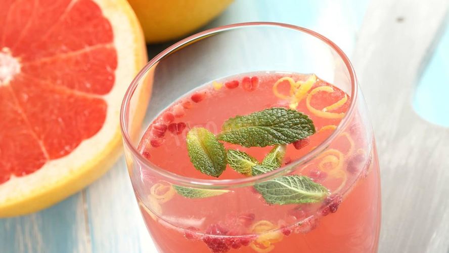 Рецепт компота из помело, апельсина, лимона и грейпфрута