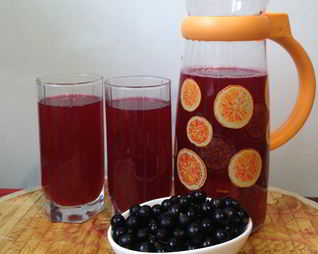 Компот из свежих ягод