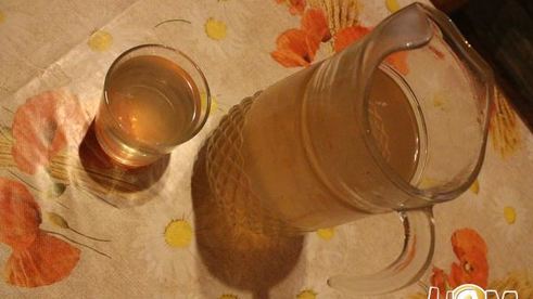 компот из яблок, фейхоа и облипихи