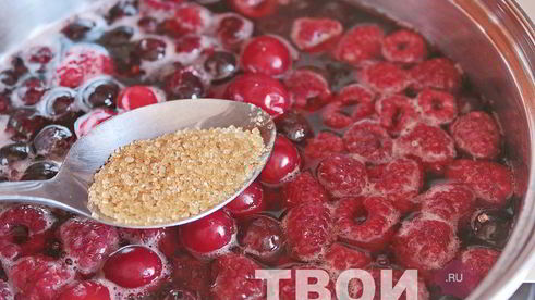 компот из ягод