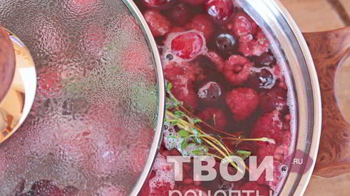 компот из ягод