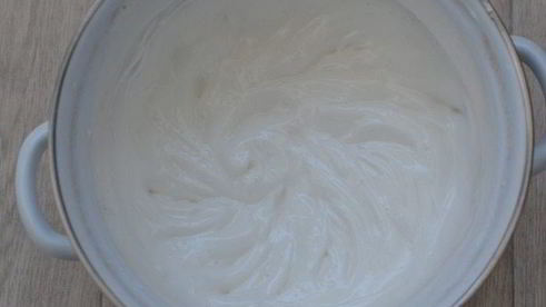 ванильный торт с ягодным компоте