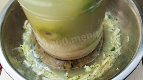 квашеная капуста с луком на зиму