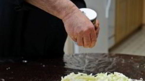 квашеная капуста в банках