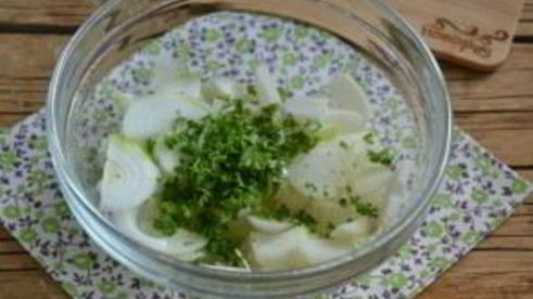 лук в томатном соке на зиму