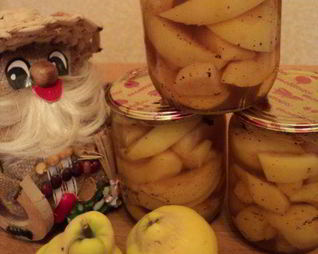 Айва маринованная