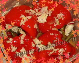Маринованный красный сладкий перец