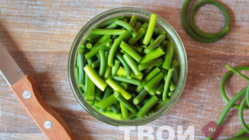 маринованные чесночные стрелки