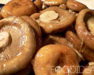 Маринованные рыжики