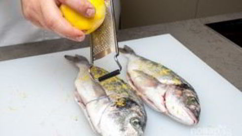 дорада в соли